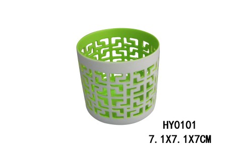 PORCELAIN CANDLE HOLDER
