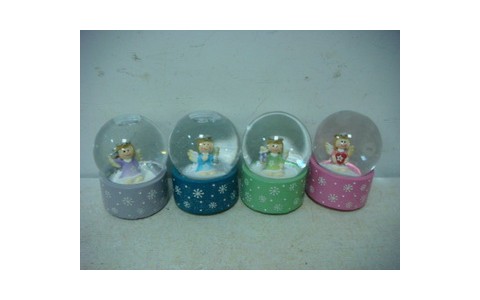 POLYRESIN XMAS GIRL WATERGLOBAL 