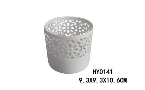 PORCELAIN CANDLE HOLDER